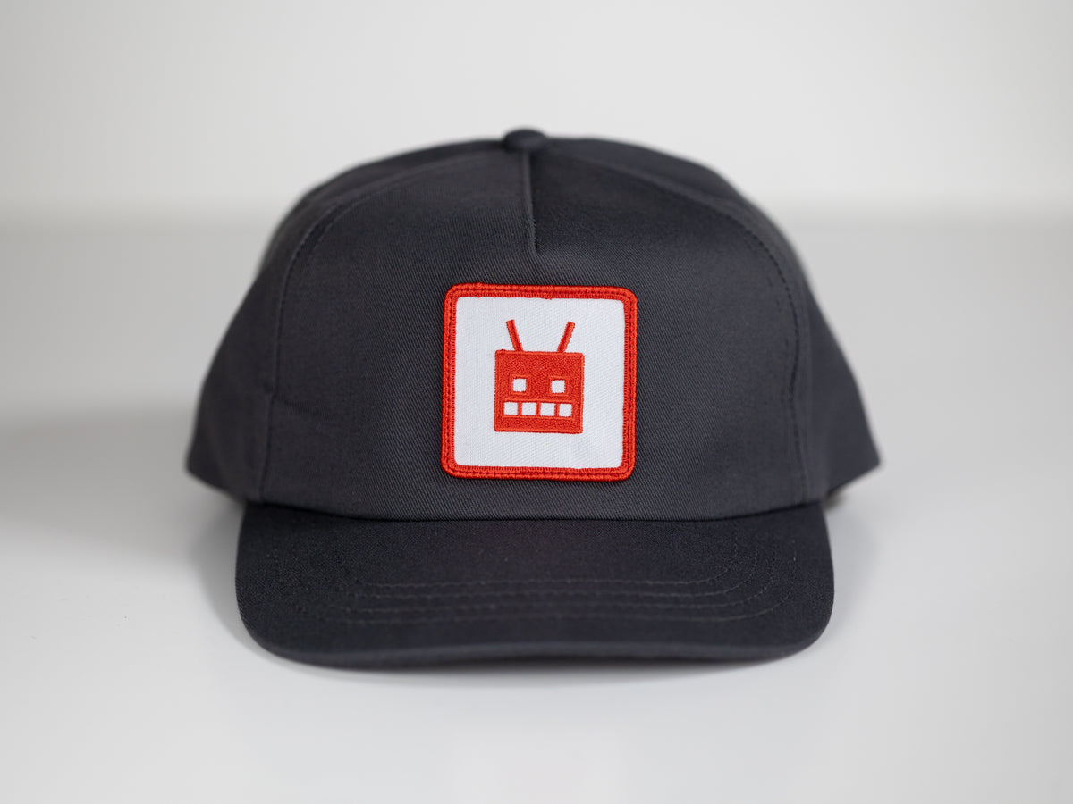 Robot Golf Iraq Lobster hat, front view.