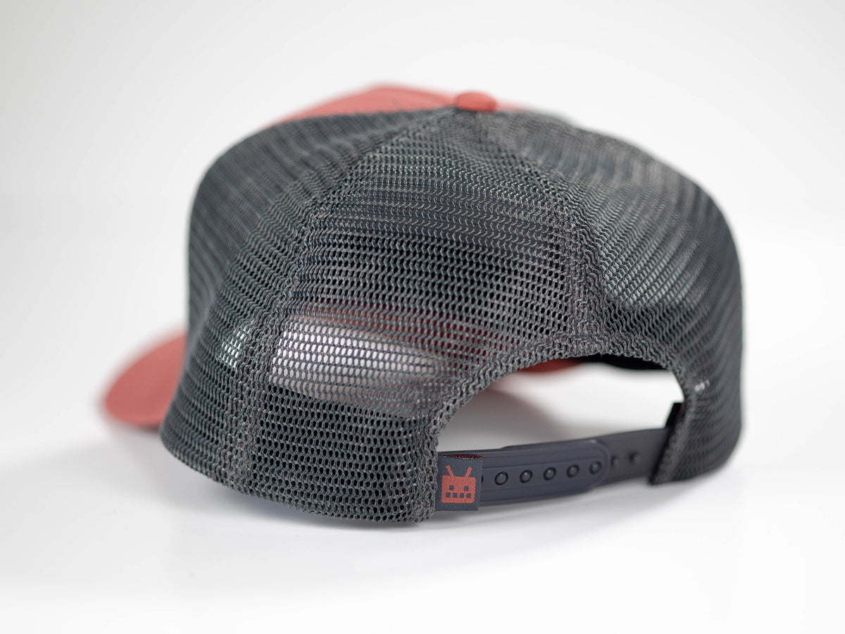Robot Golf Sunset Strip hat, side view.