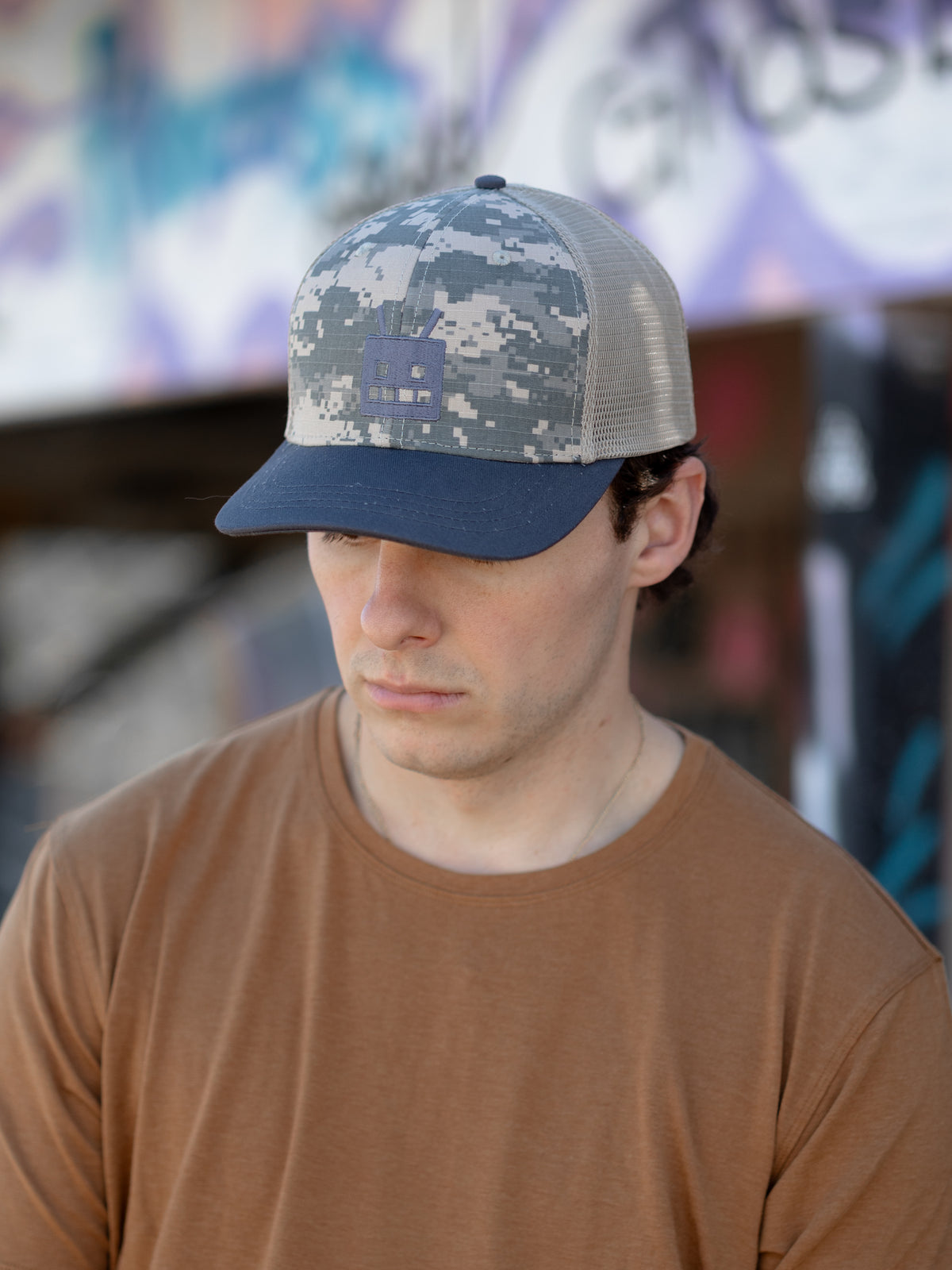 Robot Golf Desert Storm hat, lifestyle view.